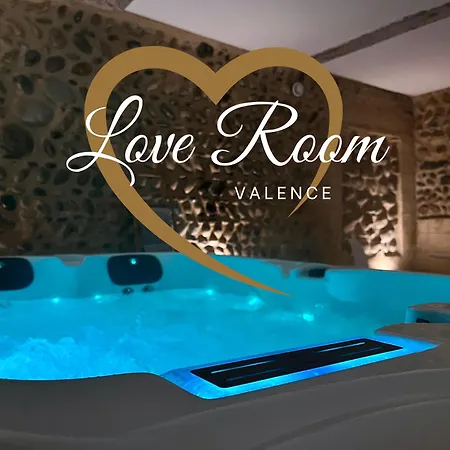 Love Room Valence Apartament *