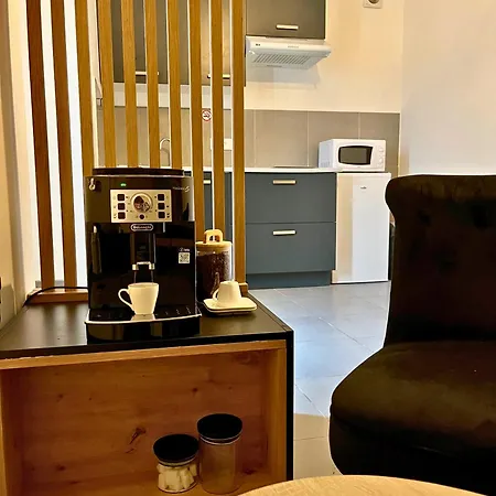 Love Room Valence Apartamento *