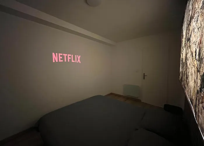 Love Room Valence Lägenhet *